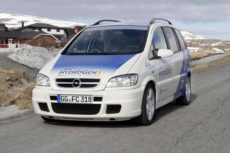  Opel HydroGen3 Concept 2005 года  (фото 18 из 69)